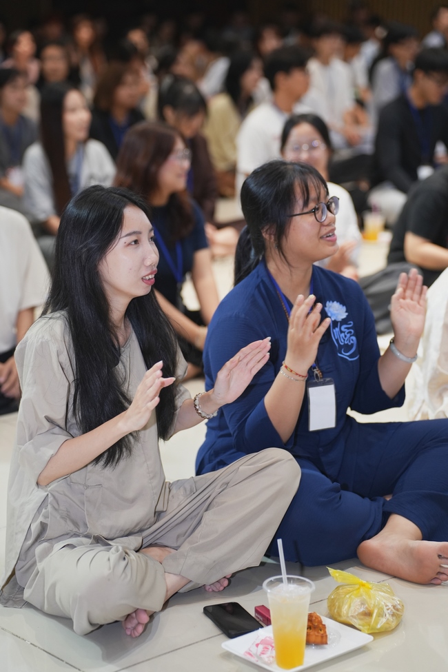 CHƯƠNG TRÌNH ĐÊM THIỀN NHẠC TRUNG THU “ÔN LẠI LỜI PHẬT DẠY”TRƯỚC THỀM KHÓA TU “SINH VIÊN HƯỚNG VỀ PHẬT PHÁP”.
