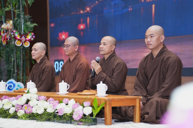CHƯƠNG TRÌNH ĐÊM THIỀN NHẠC TRUNG THU “ÔN LẠI LỜI PHẬT DẠY”TRƯỚC THỀM KHÓA TU “SINH VIÊN HƯỚNG VỀ PHẬT PHÁP”.