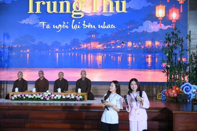 CHƯƠNG TRÌNH ĐÊM THIỀN NHẠC TRUNG THU “ÔN LẠI LỜI PHẬT DẠY”TRƯỚC THỀM KHÓA TU “SINH VIÊN HƯỚNG VỀ PHẬT PHÁP”.