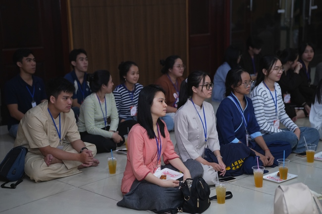 CHƯƠNG TRÌNH ĐÊM THIỀN NHẠC TRUNG THU “ÔN LẠI LỜI PHẬT DẠY”TRƯỚC THỀM KHÓA TU “SINH VIÊN HƯỚNG VỀ PHẬT PHÁP”.