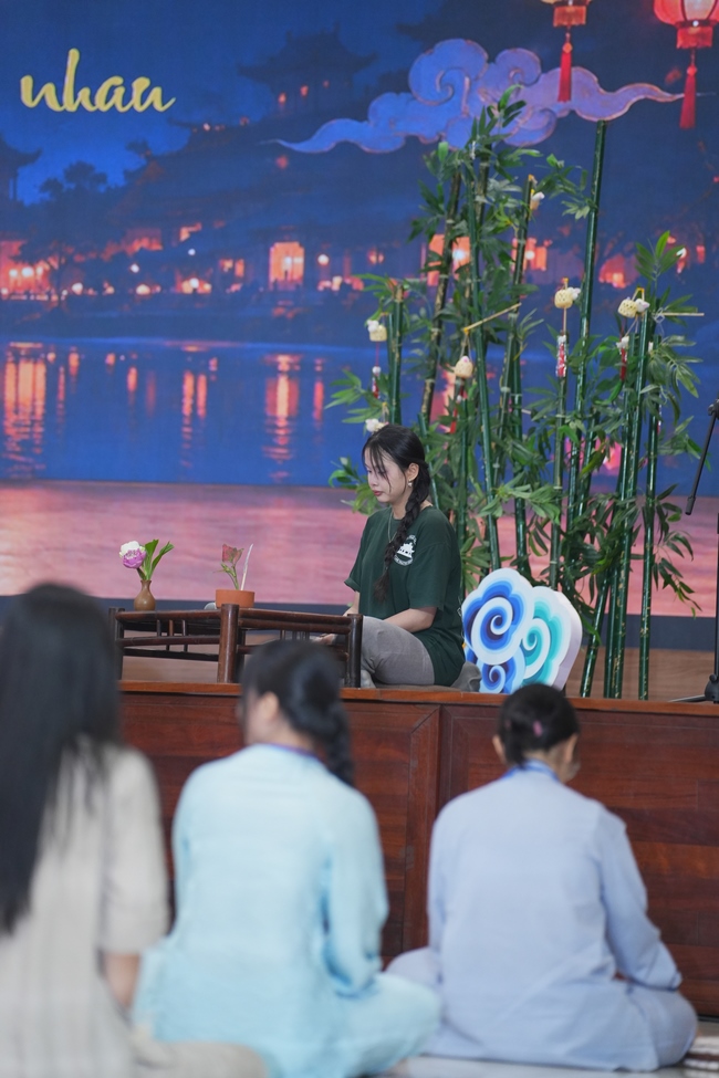 CHƯƠNG TRÌNH ĐÊM THIỀN NHẠC TRUNG THU “ÔN LẠI LỜI PHẬT DẠY”TRƯỚC THỀM KHÓA TU “SINH VIÊN HƯỚNG VỀ PHẬT PHÁP”.