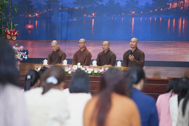 CHƯƠNG TRÌNH ĐÊM THIỀN NHẠC TRUNG THU “ÔN LẠI LỜI PHẬT DẠY”TRƯỚC THỀM KHÓA TU “SINH VIÊN HƯỚNG VỀ PHẬT PHÁP”.