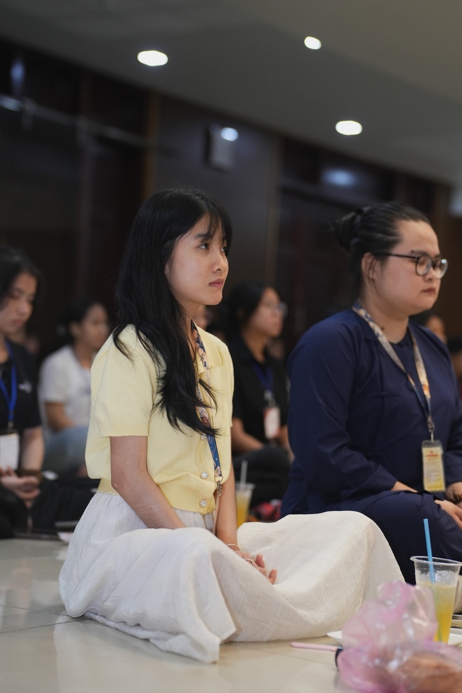 CHƯƠNG TRÌNH ĐÊM THIỀN NHẠC TRUNG THU “ÔN LẠI LỜI PHẬT DẠY”TRƯỚC THỀM KHÓA TU “SINH VIÊN HƯỚNG VỀ PHẬT PHÁP”.