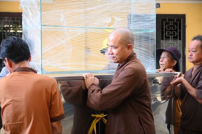 Chương trình từ thiện “Phương tiện nghĩa tình”.