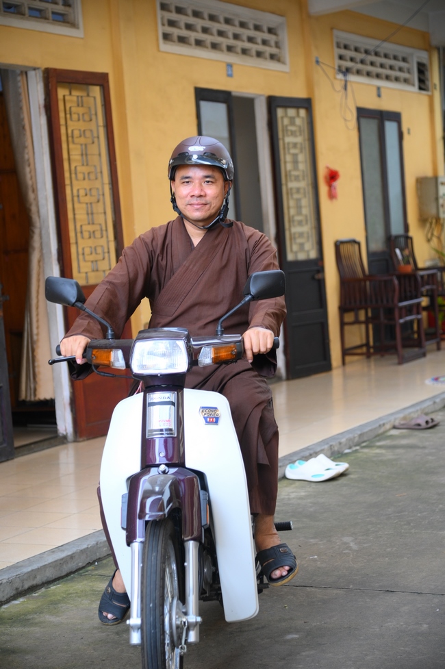 Chương trình từ thiện “Phương tiện nghĩa tình”.