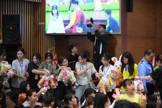 CHƯƠNG TRÌNH “TRUNG THU CHO EM” NĂM 2026.