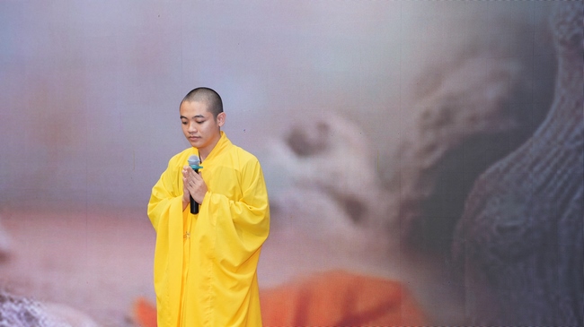 Nhập khóa Khóa tu Phật thất lần thứ 109.