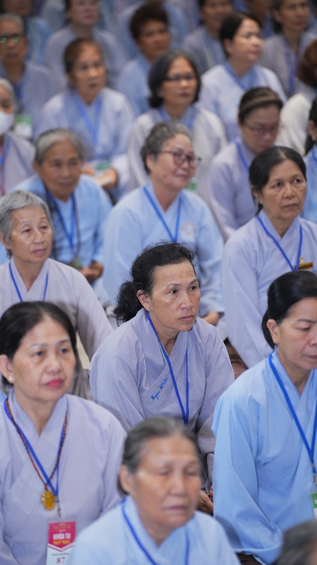 Nhập khóa Khóa tu Phật thất lần thứ 109.