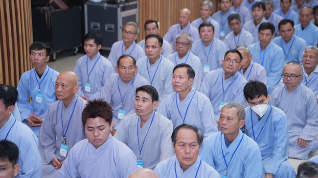 Nhập khóa Khóa tu Phật thất lần thứ 109.