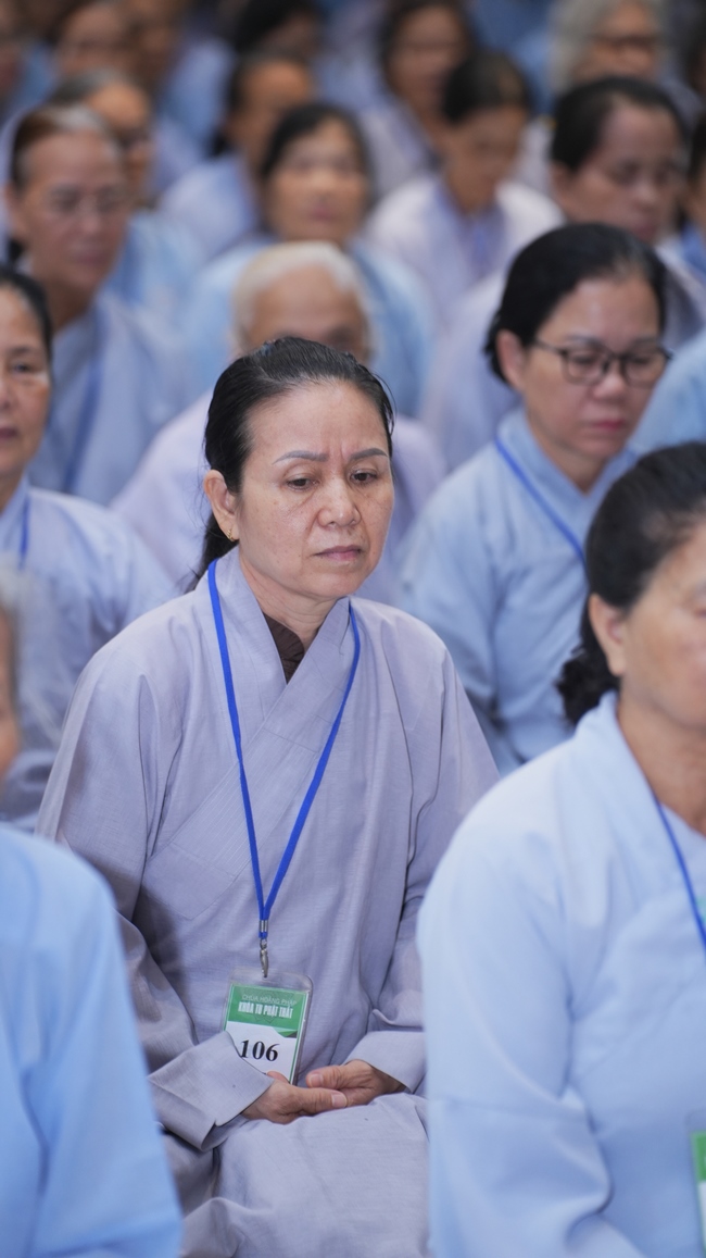 Nhập khóa Khóa tu Phật thất lần thứ 109.