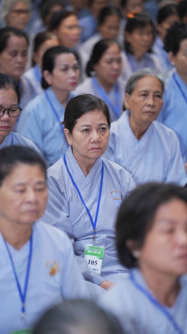 Nhập khóa Khóa tu Phật thất lần thứ 109.
