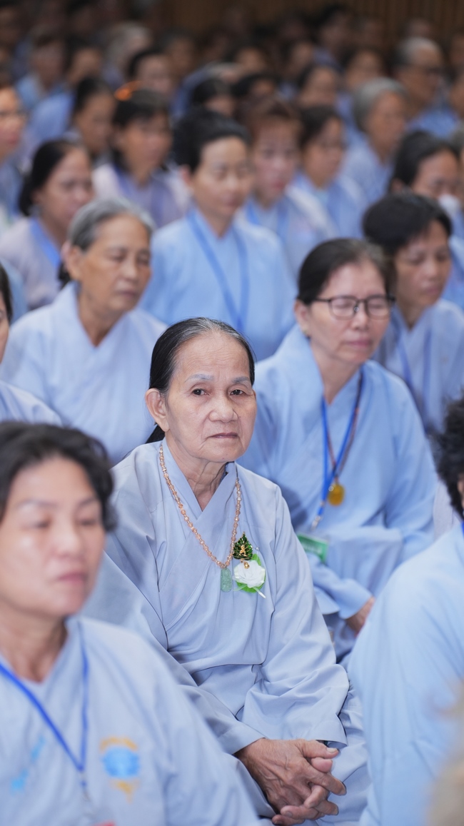 Nhập khóa Khóa tu Phật thất lần thứ 109.