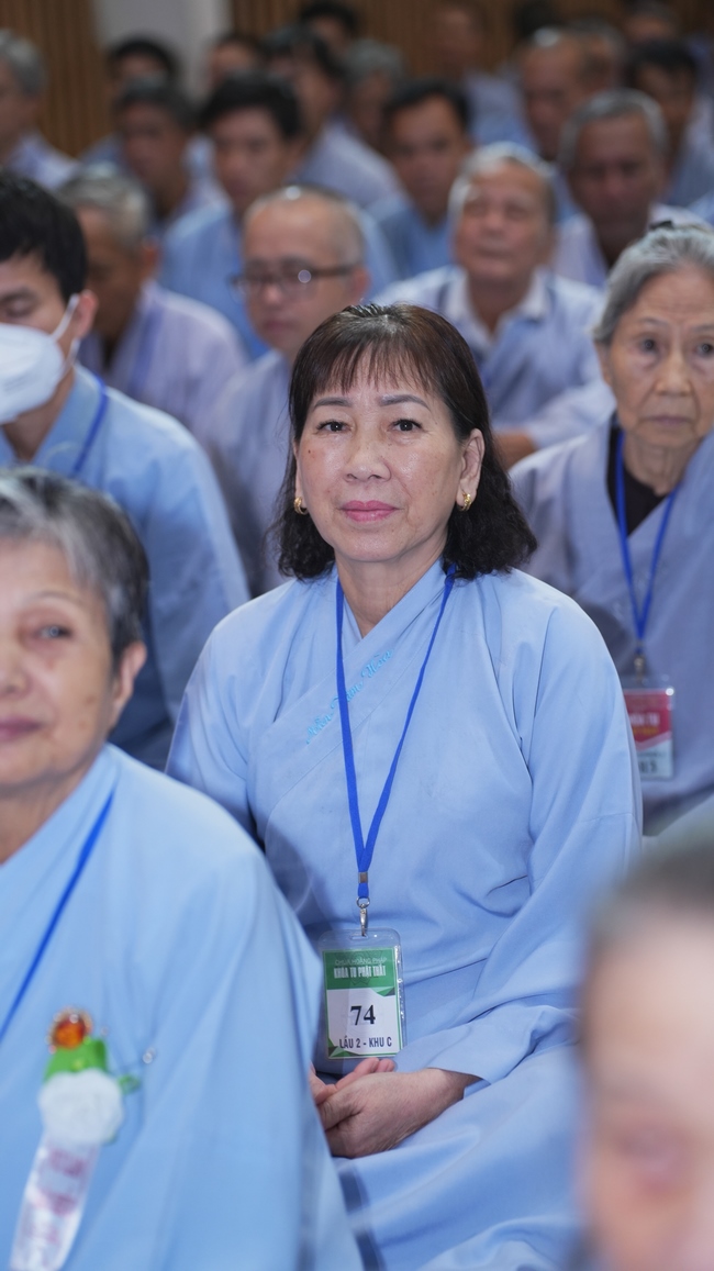 Nhập khóa Khóa tu Phật thất lần thứ 109.