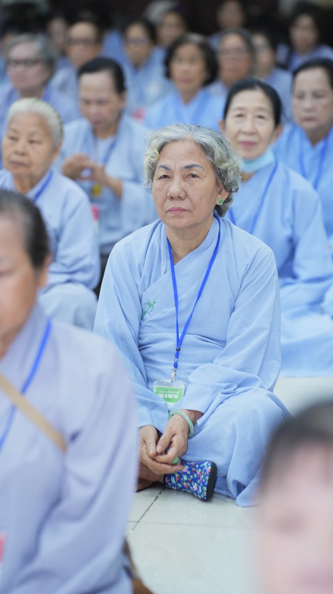 Nhập khóa Khóa tu Phật thất lần thứ 109.