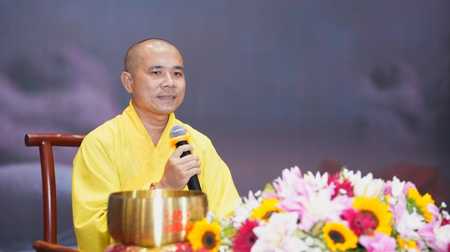 Nhập khóa Khóa tu Phật thất lần thứ 109.