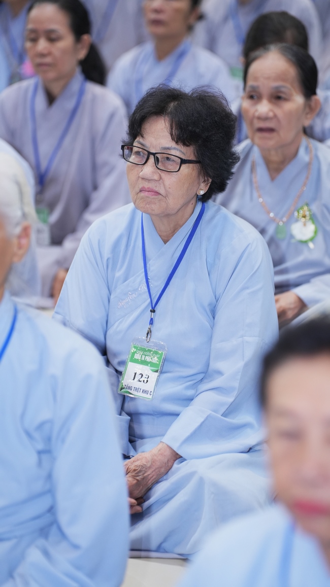 Nhập khóa Khóa tu Phật thất lần thứ 109.