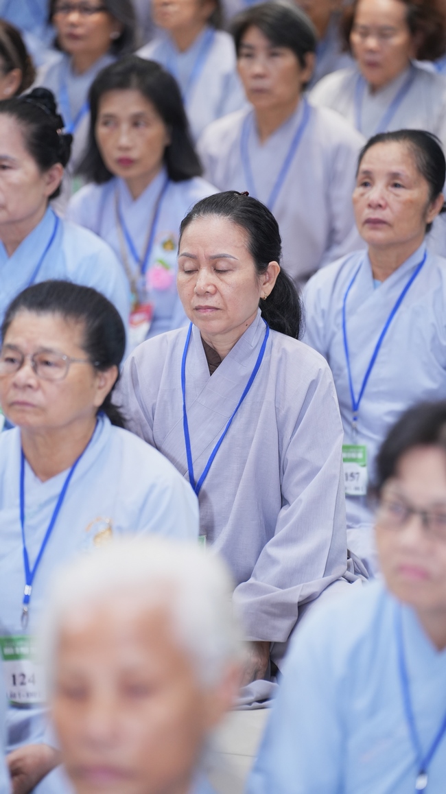 Nhập khóa Khóa tu Phật thất lần thứ 109.