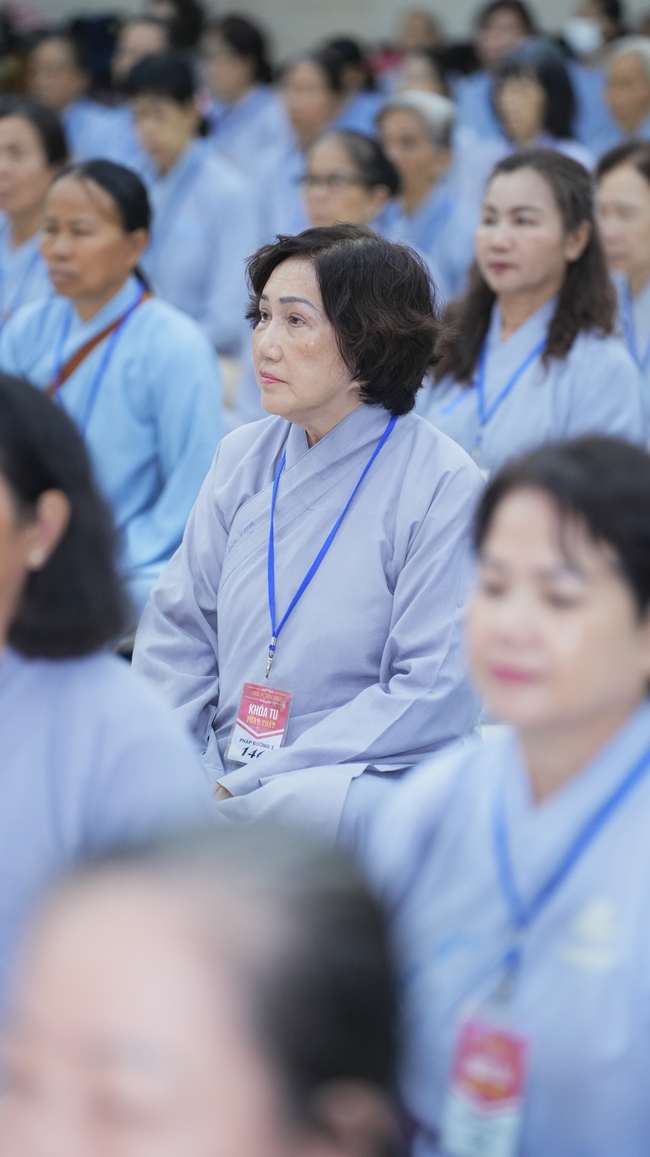 Nhập khóa Khóa tu Phật thất lần thứ 109.