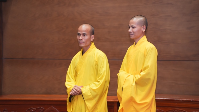 Nhập khóa Khóa tu Phật thất lần thứ 109.