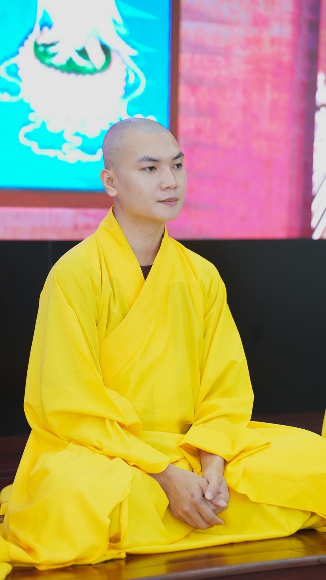 Nhập khóa Khóa tu Phật thất lần thứ 109.