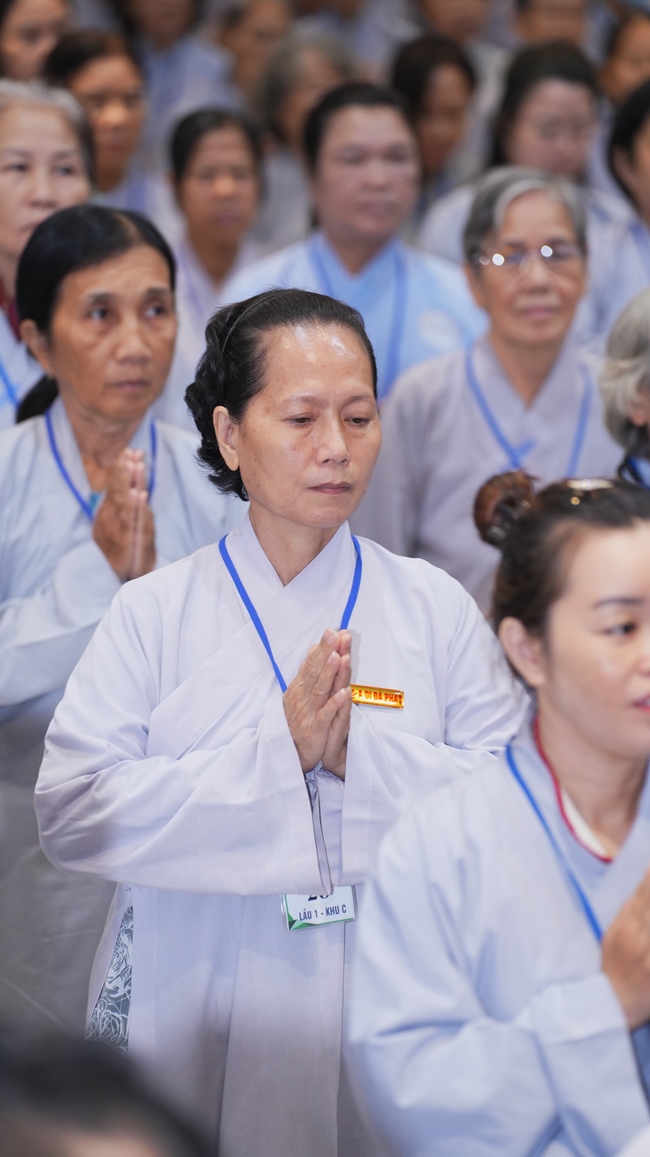 Nhập khóa Khóa tu Phật thất lần thứ 109.