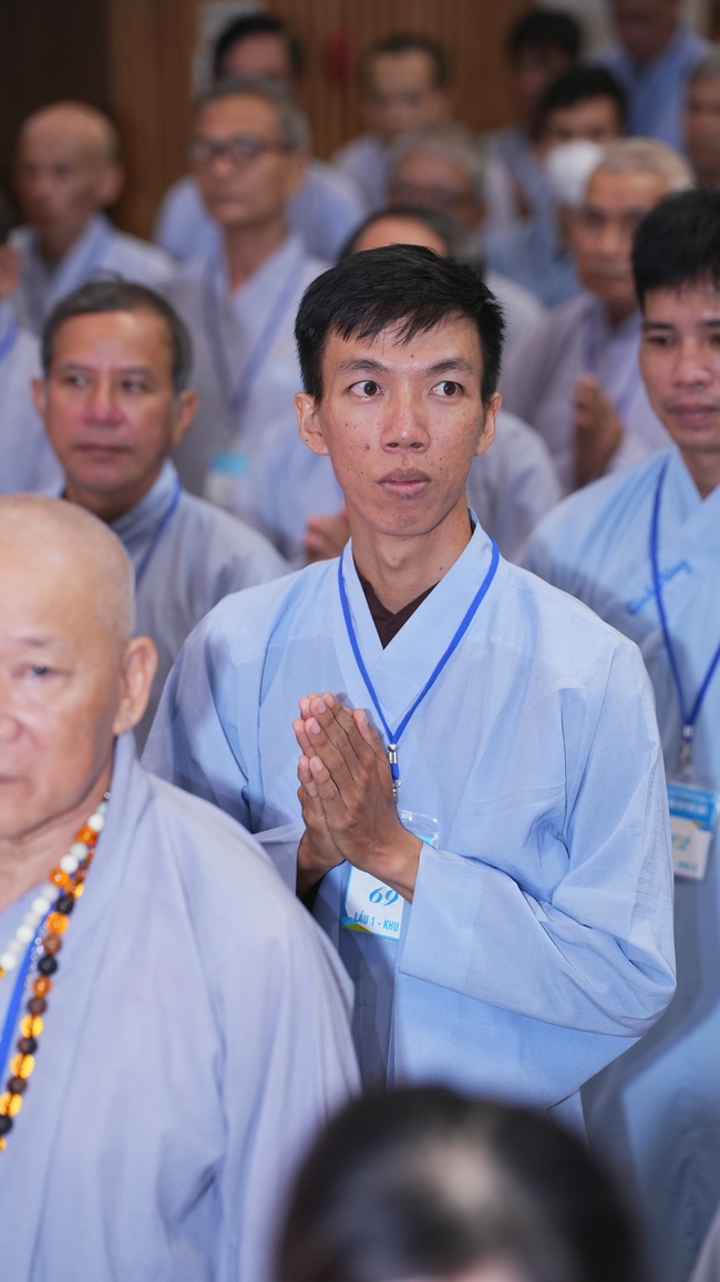 Nhập khóa Khóa tu Phật thất lần thứ 109.