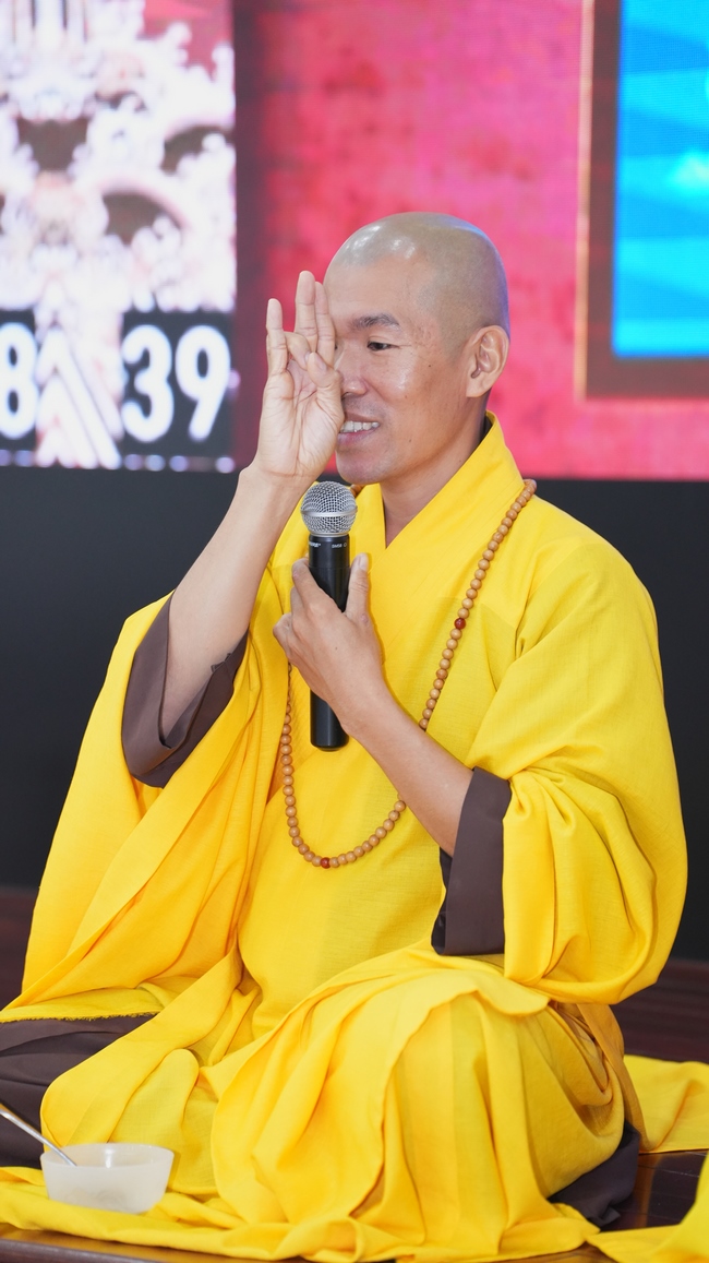 Nhập khóa Khóa tu Phật thất lần thứ 109.