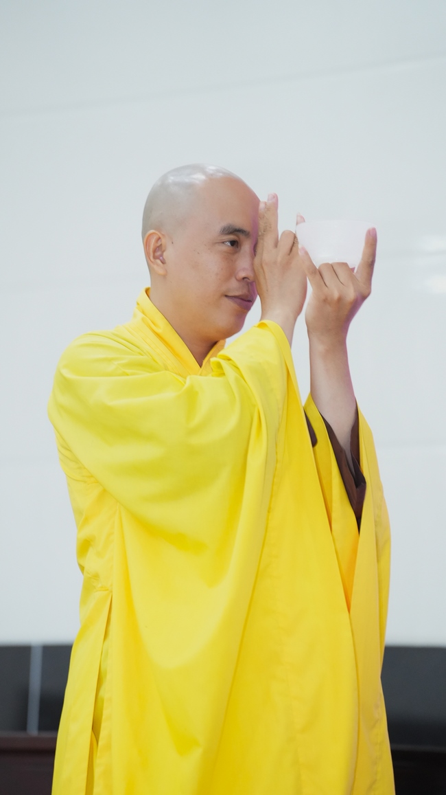 Nhập khóa Khóa tu Phật thất lần thứ 109.