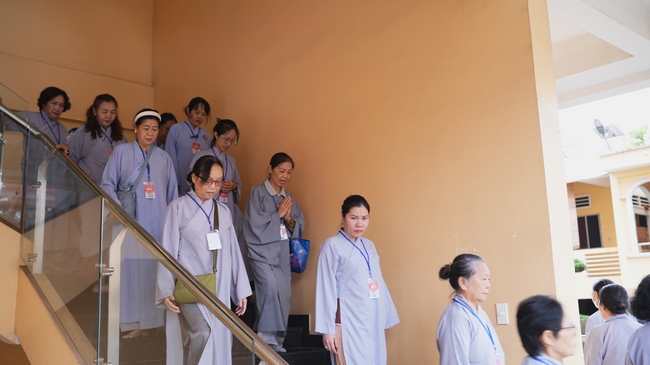 Nhập khóa Khóa tu Phật thất lần thứ 109.