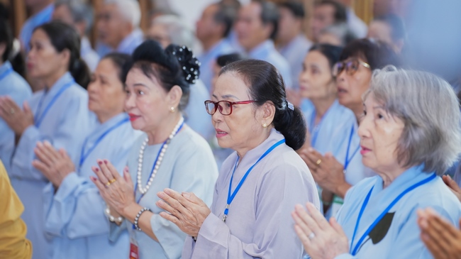 Pháp thoại Đời Này Dứt Khoát Phải Tu - TT. Thích Trí Huệ | Khoá tu Phật thất 109.