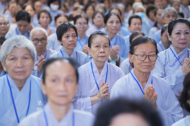 Pháp thoại Đời Này Dứt Khoát Phải Tu - TT. Thích Trí Huệ | Khoá tu Phật thất 109.