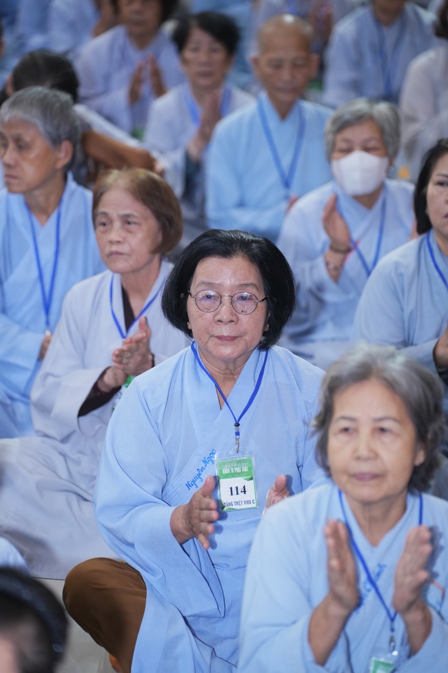 Pháp thoại Đời Này Dứt Khoát Phải Tu - TT. Thích Trí Huệ | Khoá tu Phật thất 109.