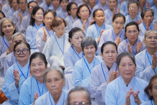 Pháp thoại Đời Này Dứt Khoát Phải Tu - TT. Thích Trí Huệ | Khoá tu Phật thất 109.