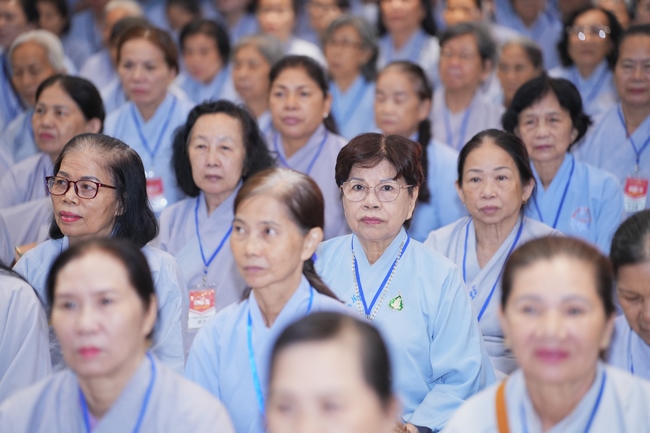 Pháp thoại Đời Này Dứt Khoát Phải Tu - TT. Thích Trí Huệ | Khoá tu Phật thất 109.