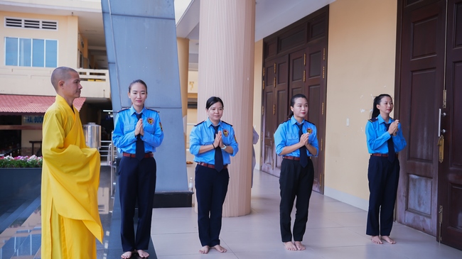 Pháp thoại Đời Này Dứt Khoát Phải Tu - TT. Thích Trí Huệ | Khoá tu Phật thất 109.