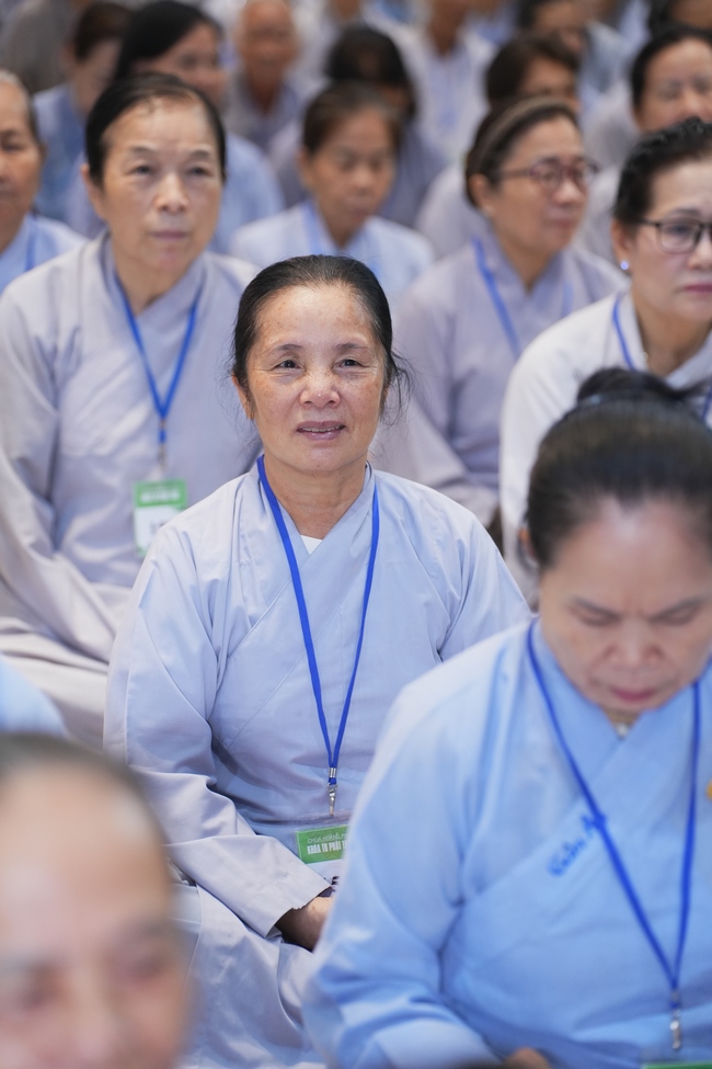 Pháp thoại Đời Này Dứt Khoát Phải Tu - TT. Thích Trí Huệ | Khoá tu Phật thất 109.