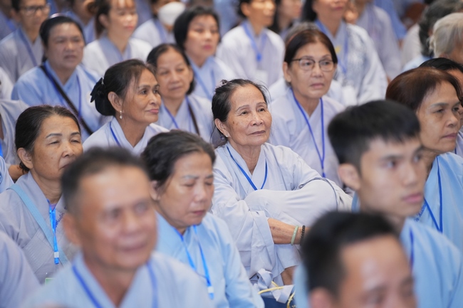Pháp thoại Đời Này Dứt Khoát Phải Tu - TT. Thích Trí Huệ | Khoá tu Phật thất 109.