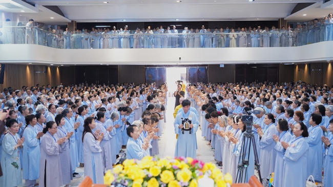 Pháp thoại Đời Này Dứt Khoát Phải Tu - TT. Thích Trí Huệ | Khoá tu Phật thất 109.