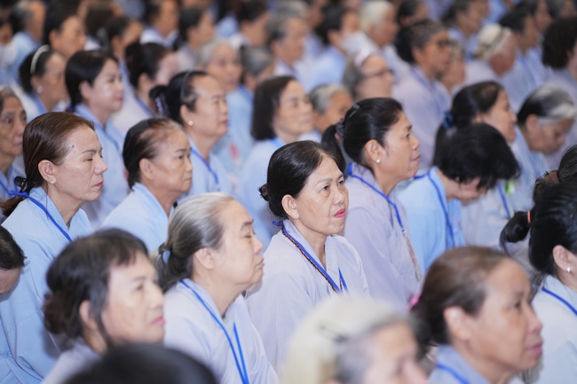 Pháp thoại Đời Này Dứt Khoát Phải Tu - TT. Thích Trí Huệ | Khoá tu Phật thất 109.