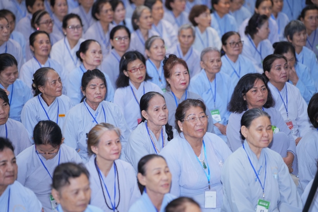 Pháp thoại Đời Này Dứt Khoát Phải Tu - TT. Thích Trí Huệ | Khoá tu Phật thất 109.