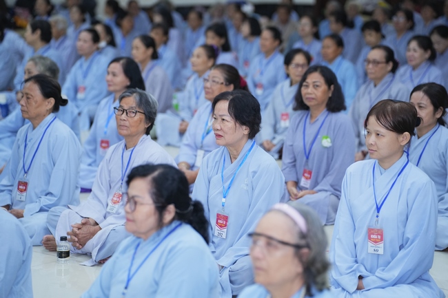 Pháp thoại Đời Này Dứt Khoát Phải Tu - TT. Thích Trí Huệ | Khoá tu Phật thất 109.