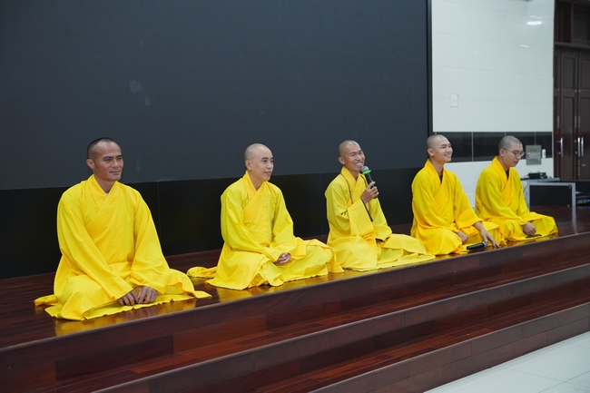 Pháp thoại Đời Này Dứt Khoát Phải Tu - TT. Thích Trí Huệ | Khoá tu Phật thất 109.