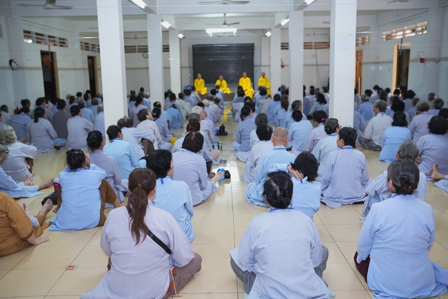 Pháp thoại Đời Này Dứt Khoát Phải Tu - TT. Thích Trí Huệ | Khoá tu Phật thất 109.