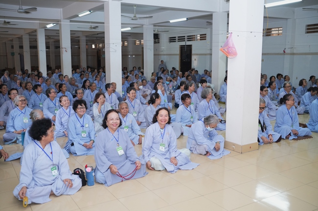 Pháp thoại Đời Này Dứt Khoát Phải Tu - TT. Thích Trí Huệ | Khoá tu Phật thất 109.