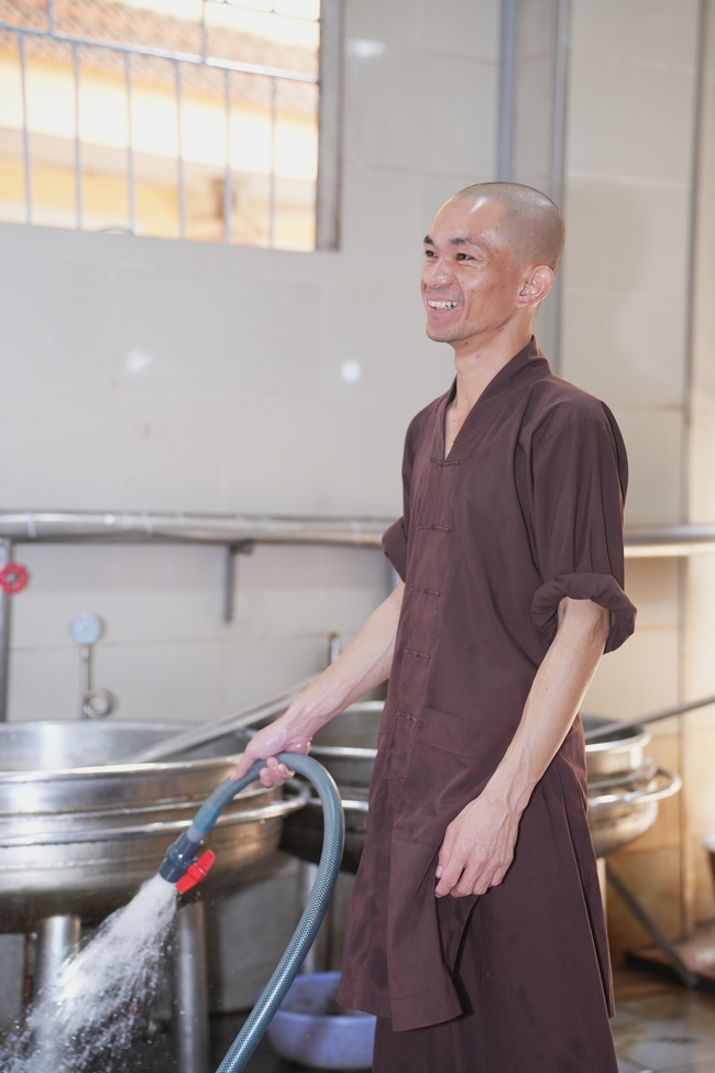Pháp thoại Dạy Niệm Phật Trả Hiếu Cho Mẹ - HT. Thích Nhật Hỷ | Khoá tu Phật thất 109.
