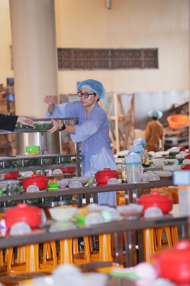 Pháp thoại Dạy Niệm Phật Trả Hiếu Cho Mẹ - HT. Thích Nhật Hỷ | Khoá tu Phật thất 109.