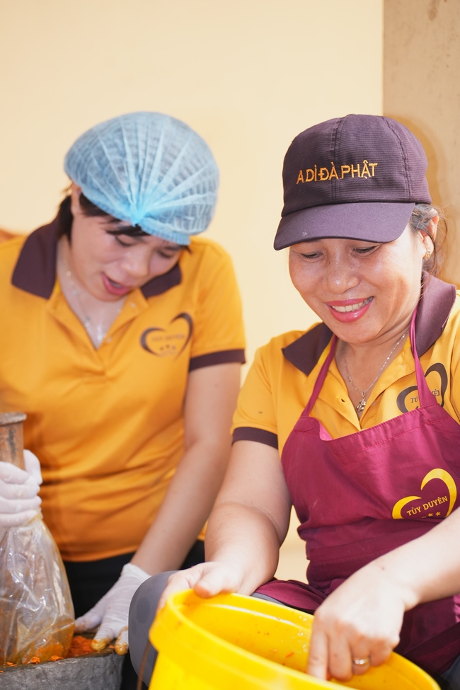 Pháp thoại Dạy Niệm Phật Trả Hiếu Cho Mẹ - HT. Thích Nhật Hỷ | Khoá tu Phật thất 109.
