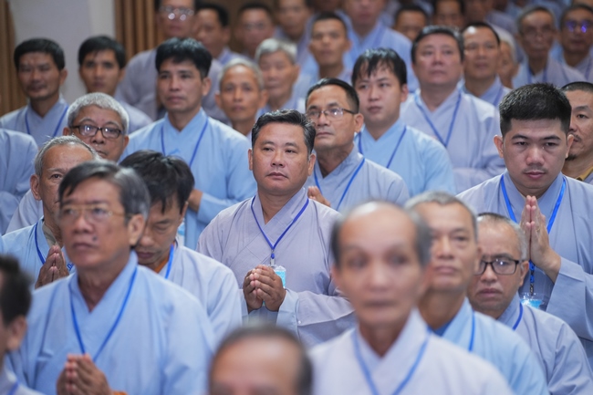 Pháp thoại Dạy Niệm Phật Trả Hiếu Cho Mẹ - HT. Thích Nhật Hỷ | Khoá tu Phật thất 109.