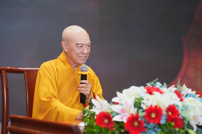 Pháp thoại Dạy Niệm Phật Trả Hiếu Cho Mẹ - HT. Thích Nhật Hỷ | Khoá tu Phật thất 109.