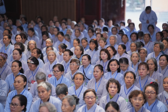 Pháp thoại Dạy Niệm Phật Trả Hiếu Cho Mẹ - HT. Thích Nhật Hỷ | Khoá tu Phật thất 109.